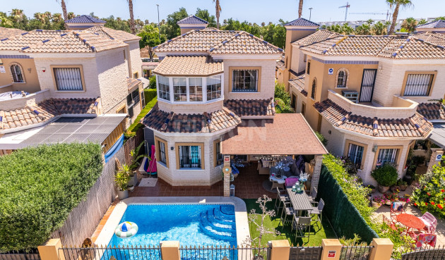 Villa - Odsprzedaż - Guardamar del Segura - Costa Blanca