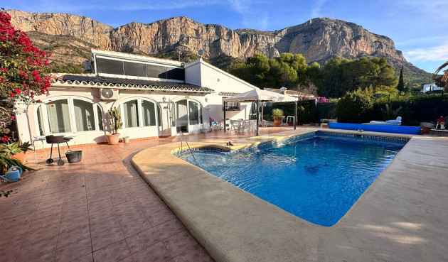 Villa - Odsprzedaż - Jávea - Costa Blanca