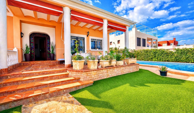 Villa - Odsprzedaż - La Mata - 32467