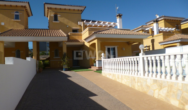 Villa - Odsprzedaż - La Zenia - Costa Blanca