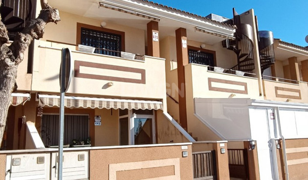 Villa - Odsprzedaż - Los Alcázares - 86559