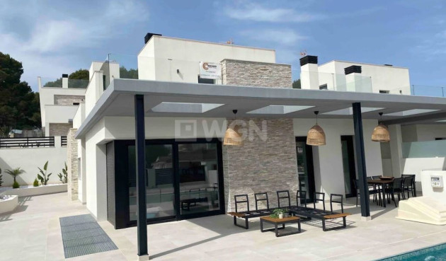 Villa - Odsprzedaż - Los Balcones - Costa Blanca