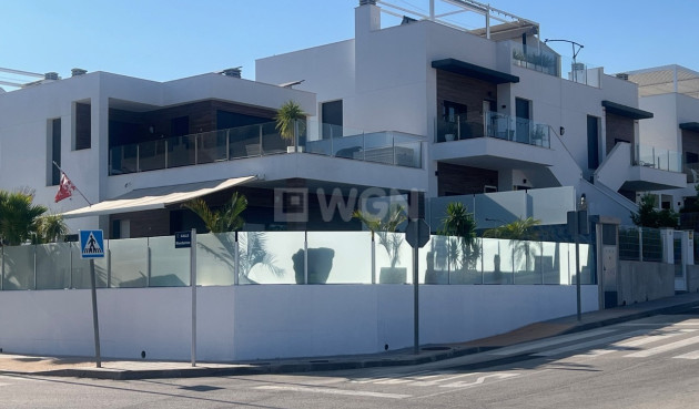 Villa - Odsprzedaż - Los Montesinos - Costa Blanca