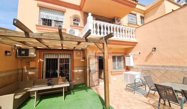Villa - Odsprzedaż - Los Pacos - 79268