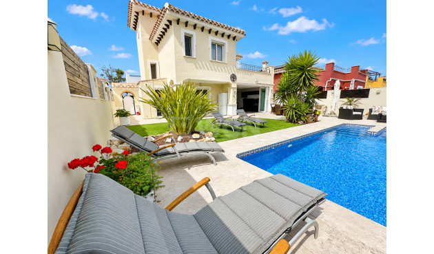 Villa - Odsprzedaż - Mar Menor Golf Resort - Inland