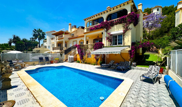 Villa - Odsprzedaż - Orihuela Costa - 31387