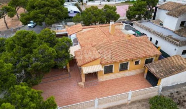 Villa - Odsprzedaż - Orihuela Costa - 74569