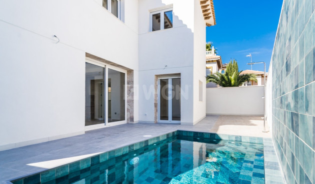 Villa - Odsprzedaż - Orihuela Costa - 95466