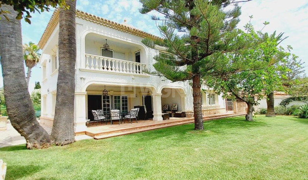 Villa - Odsprzedaż - Orihuela Costa - Cabo Roig