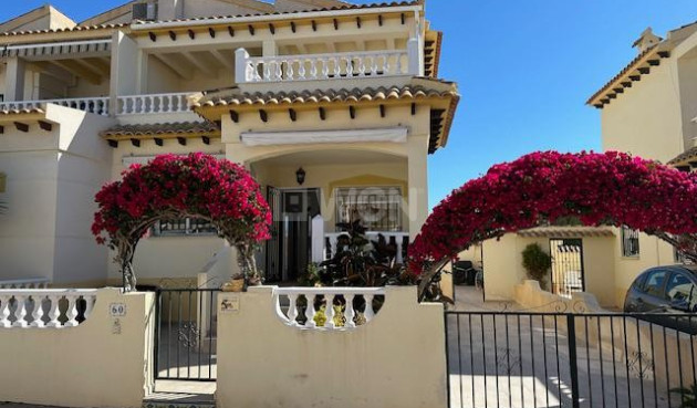 Villa - Odsprzedaż - Orihuela Costa - Costa Blanca