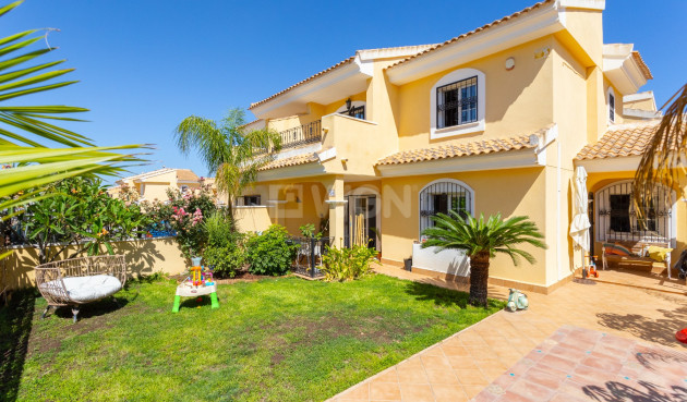 Villa - Odsprzedaż - Orihuela Costa - Costa Blanca