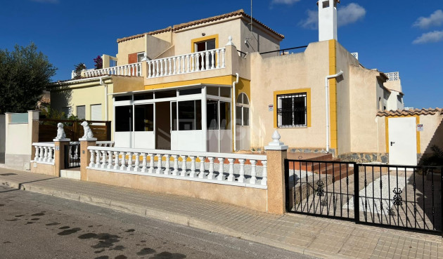 Villa - Odsprzedaż - Orihuela Costa - Costa Blanca