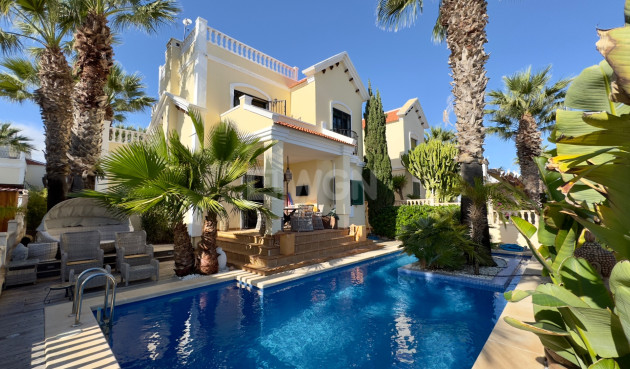 Villa - Odsprzedaż - Orihuela Costa - Costa Blanca