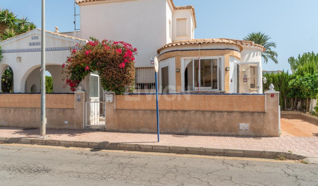 Villa - Odsprzedaż - Orihuela Costa - La Florida