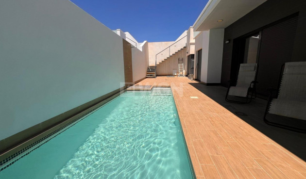 Villa - Odsprzedaż - Orihuela Costa - Lomas de Cabo Roig