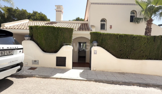 Villa - Odsprzedaż - Orihuela - Inland