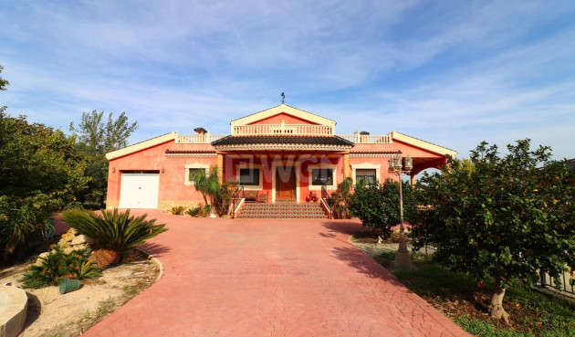 Villa - Odsprzedaż - Orihuela - La Campaneta