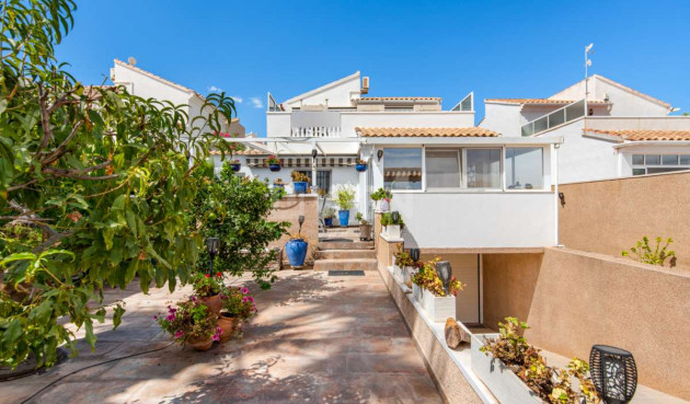 Villa - Odsprzedaż - Punta Prima - Costa Blanca