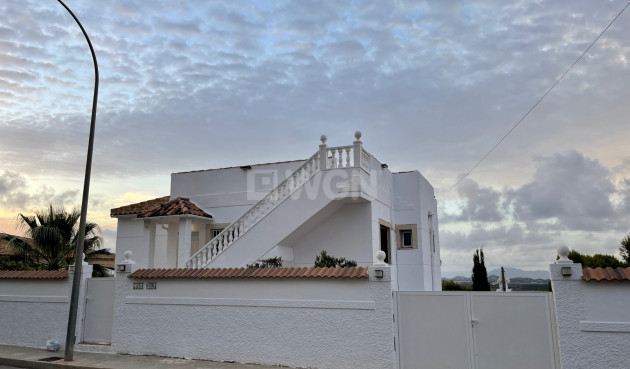 Villa - Odsprzedaż - San Miguel de Salinas - Costa Blanca