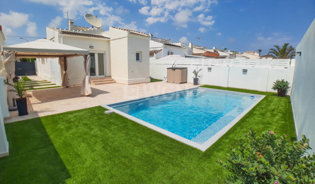 Villa - Odsprzedaż - Torrevieja - Costa Blanca