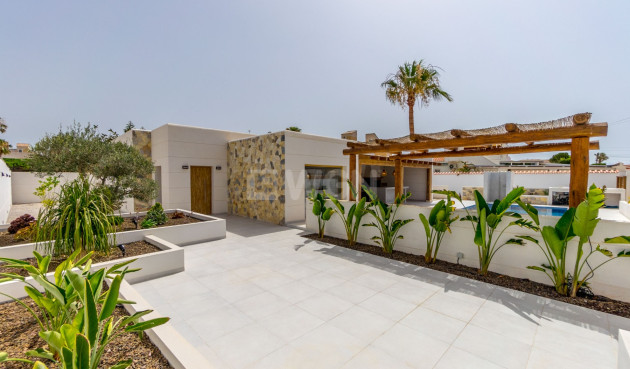 Villa - Odsprzedaż - Torrevieja - Costa Blanca