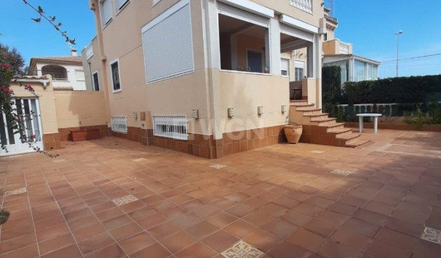 Villa - Odsprzedaż - Torrevieja - Costa Blanca