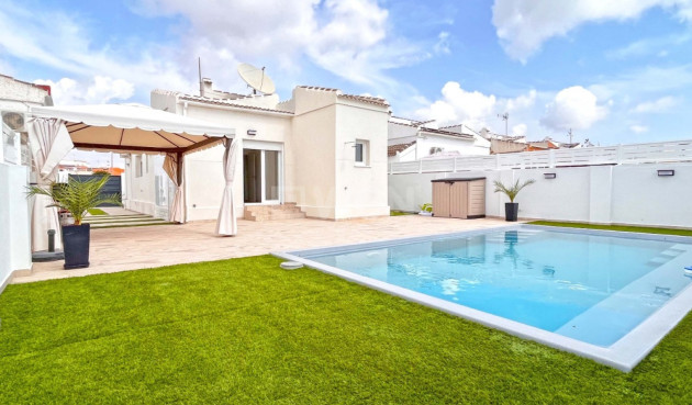 Villa - Odsprzedaż - Torrevieja - Costa Blanca