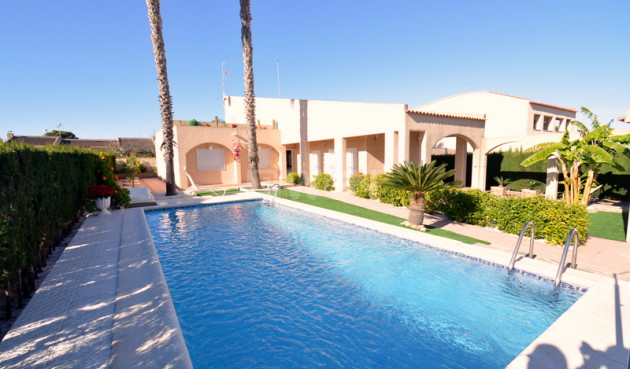 Villa - Odsprzedaż - Torrevieja - Costa Blanca