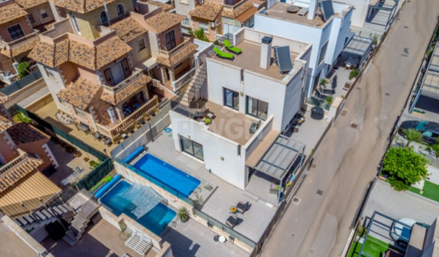 Villa - Odsprzedaż - Torrevieja - Costa Blanca