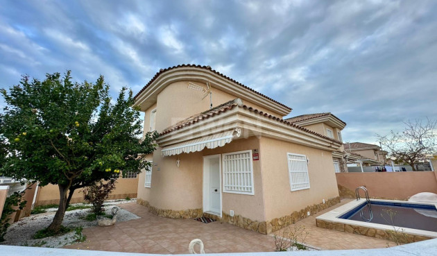 Villa - Odsprzedaż - Torrevieja - Costa Blanca