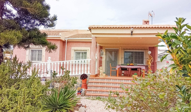 Villa - Odsprzedaż - Torrevieja - La Siesta - El Salado - Torreta