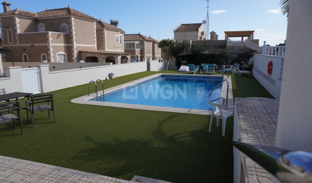 Villa - Odsprzedaż - Villamartin - Costa Blanca