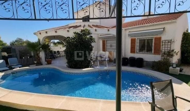 Villa - Odsprzedaż - Villamartin - Costa Blanca