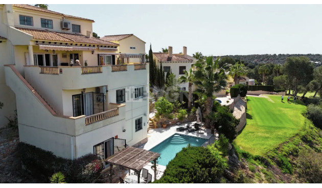 Villa - Odsprzedaż - Villamartin - Costa Blanca