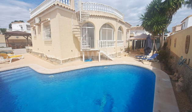 Villa - Odsprzedaż - Villamartin - Costa Blanca