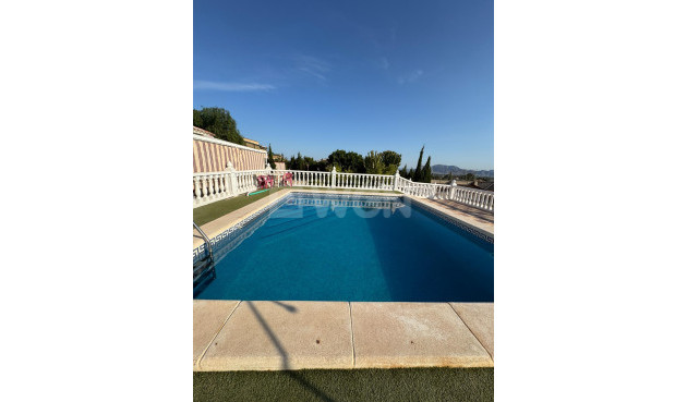 Villa - Resale - Albatera - Partida Lomas