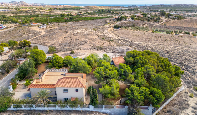 Villa - Resale - Alicante - Ciudad De Asís - Font-calent - El Bacarot