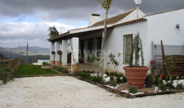 Villa - Resale - Alora - Inland