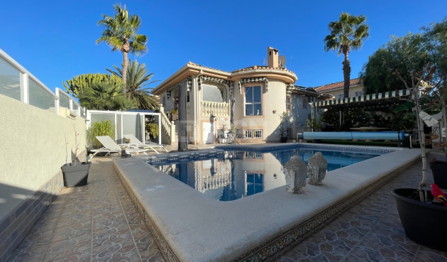 Villa - Resale - Benijofar - Costa Blanca