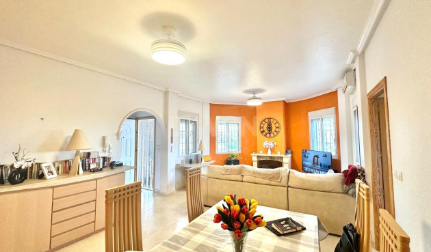 Villa - Resale - Bigastro - Comunidad Valenciana