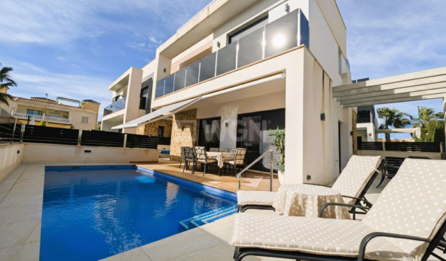Villa - Resale - Cabo Roig - Costa Blanca