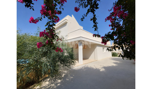 Villa - Resale - Ciudad Quesada - Costa Blanca