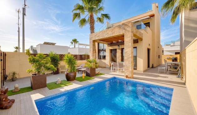 Villa - Resale - Ciudad Quesada - Pueblo Bravo