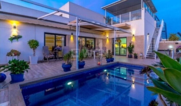 Villa - Resale - Daya Nueva - Costa Blanca