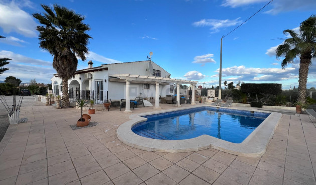 Villa - Resale - Dolores - Comunidad Valenciana