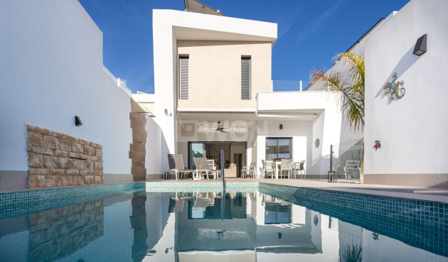 Villa - Resale - Dolores - Costa Blanca