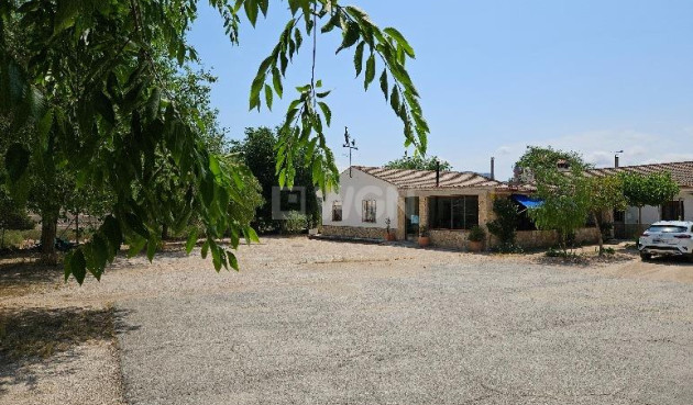 Villa - Resale - Elda - 03600