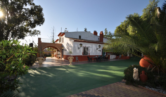 Villa - Resale - Fortuna - Inland