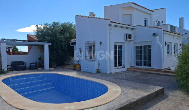 Villa - Resale - Fortuna - Inland