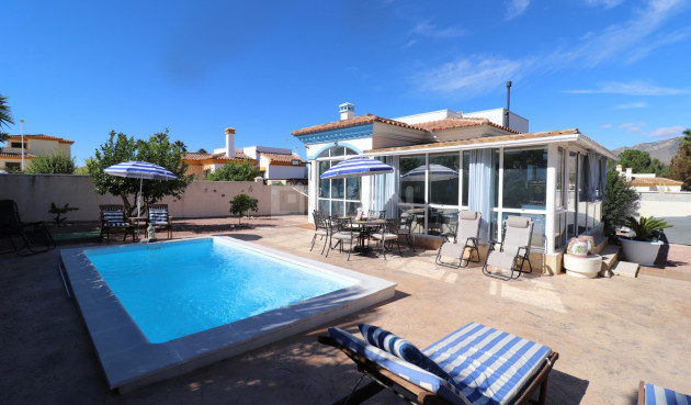 Villa - Resale - Hondón de las Nieves - Inland